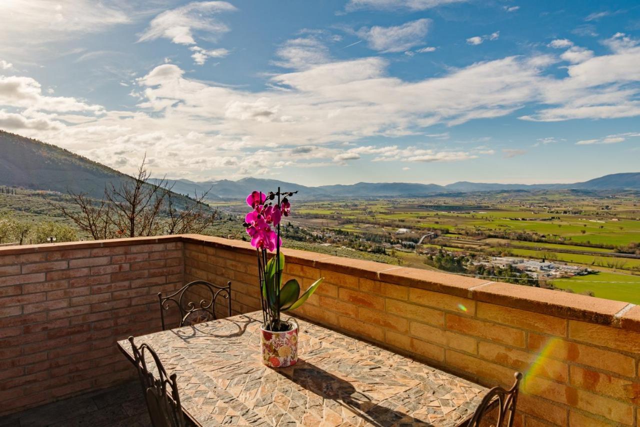 Ferienwohnung Il Tramonto Holidays Trevi Exterior foto